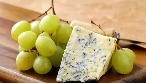 W profilaktyce przeciwgrzybiczej należy unikać bananów i winogron, serów pleśniowych i drożdżowych wypieków