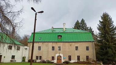 Tajemnice dworu w Sowich Górach. Jego historia sięga XVI wieku