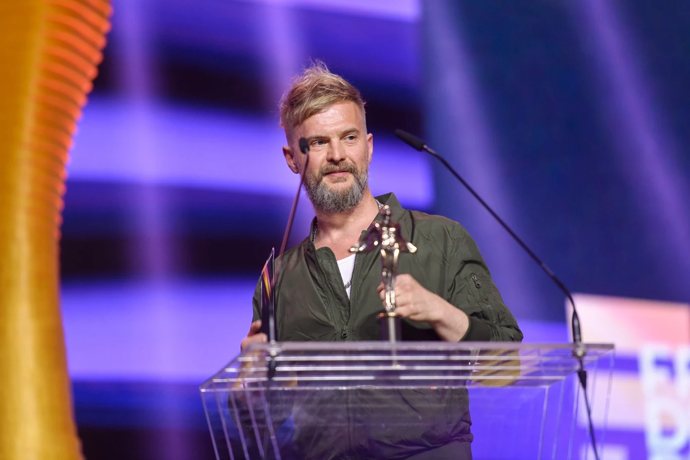 Tomasz Organek w trakcie gali rozdania Fryderyków