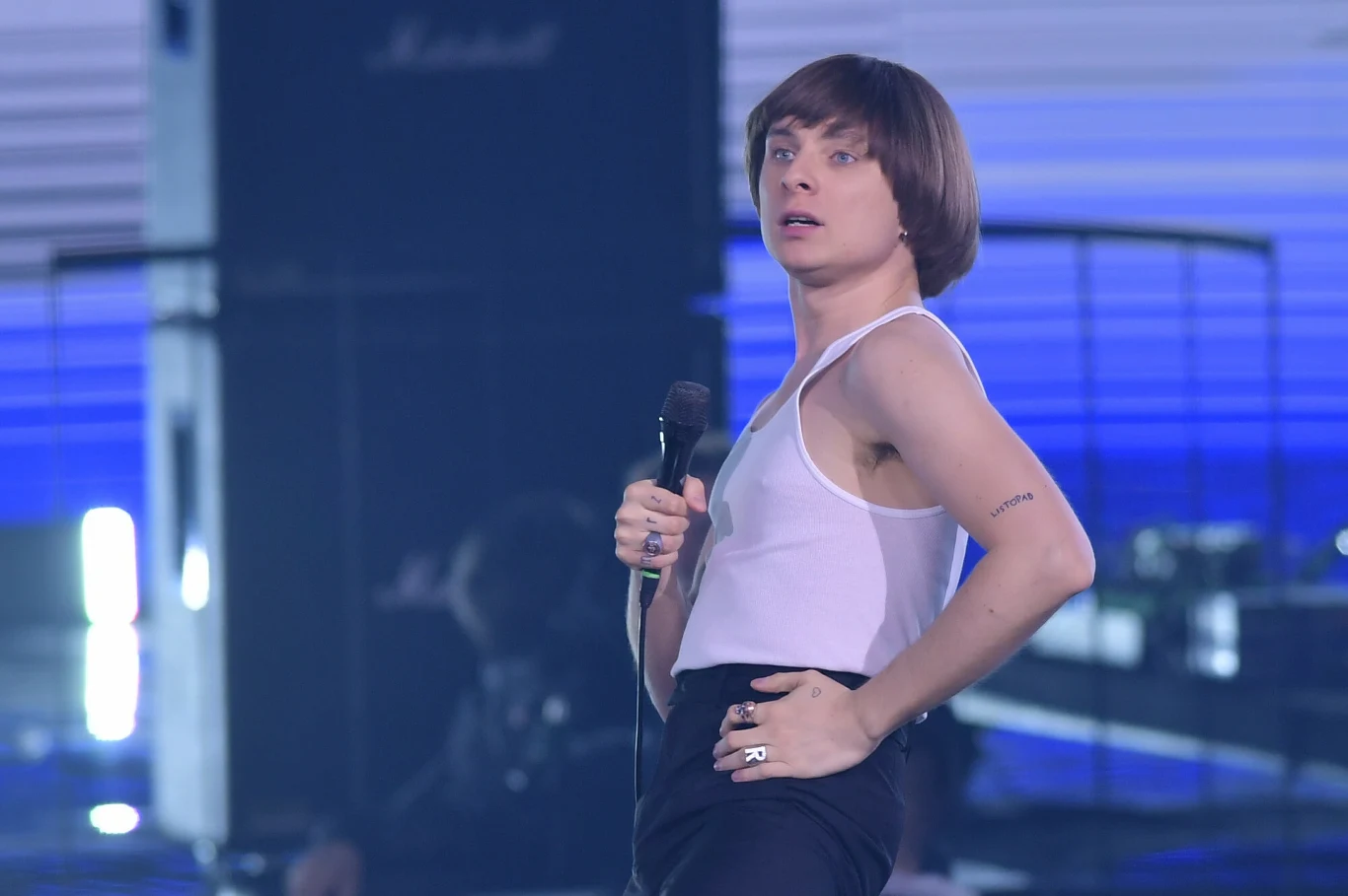 Ralph Kaminski w trakcie występu podczas gali wręczenia Fryderyków