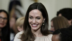 Angelina Jolie. Jej losy śledzi cały świat. Co warto wiedzieć o rodzinie aktorki?