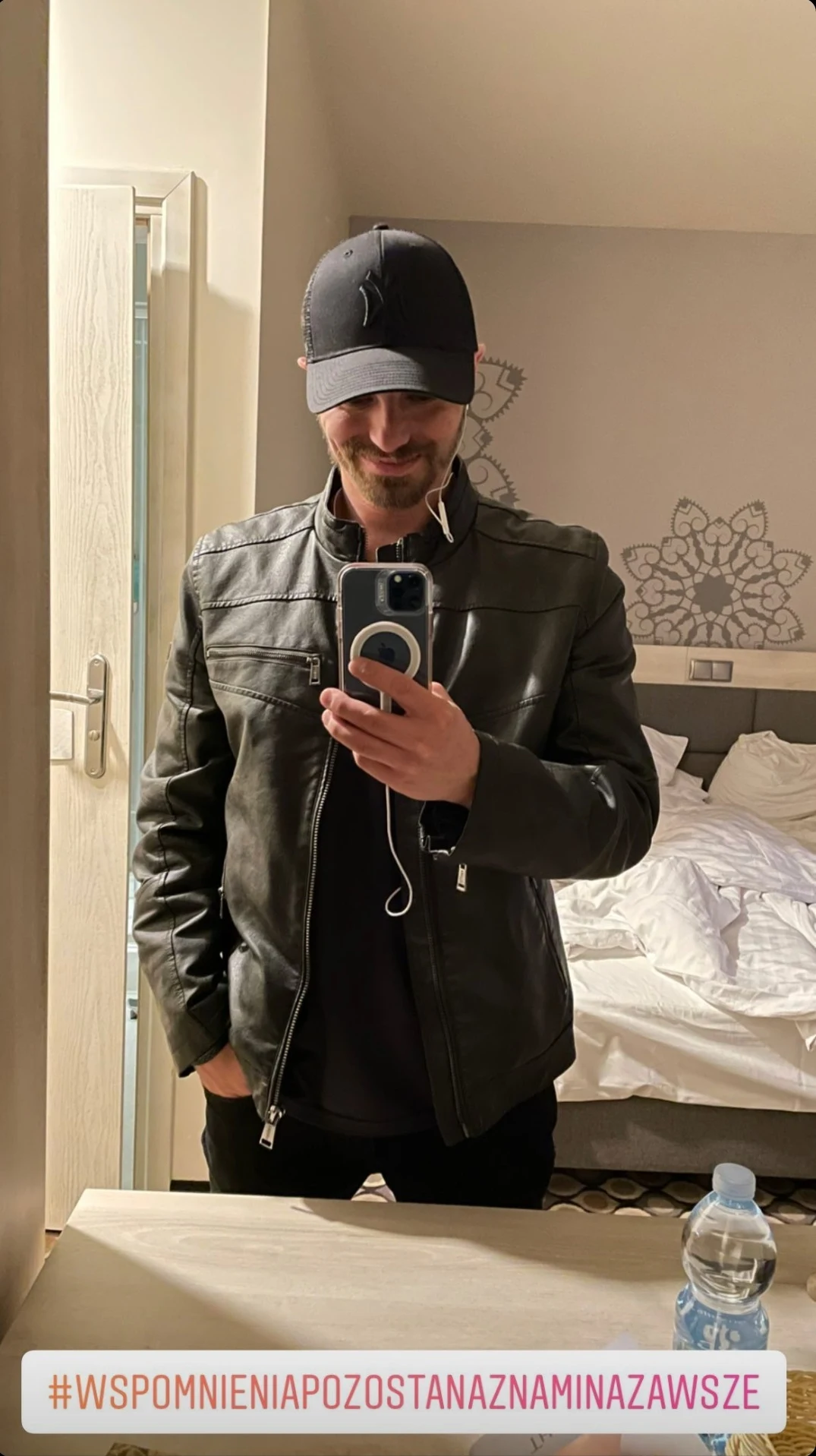 https://www.instagram.com/marcinhakiel/ https://www.instagram.com/marcinhakiel/