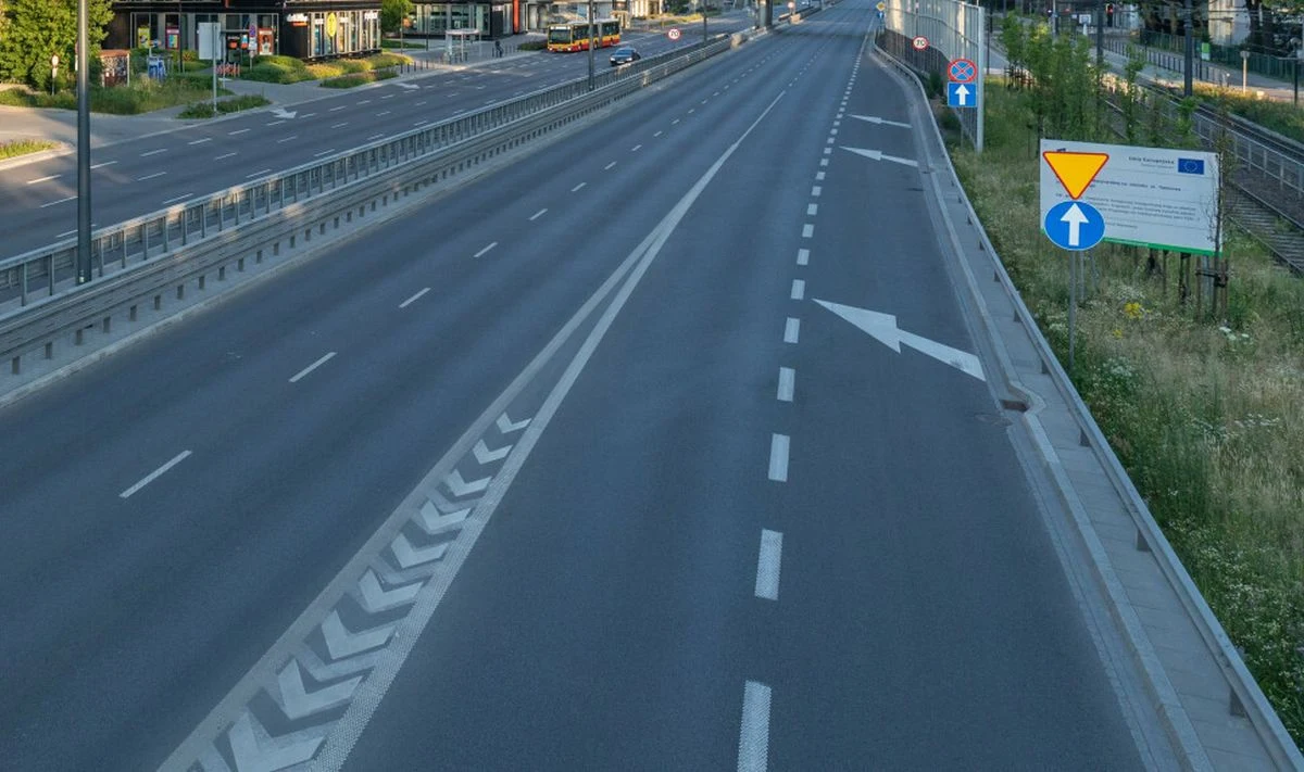 Wiemy, kiedy przestanie brakować aut. Kryzys półprzewodnikowy potrwa do 2024 roku Wiemy, kiedy przestanie brakować aut. Kryzys półprzewodnikowy potrwa do 2024 roku