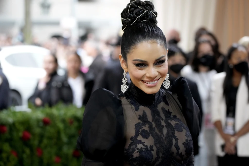 Vanessa Hudgens na Met Gali 2022 Vanessa Hudgens na Met Gali 2022