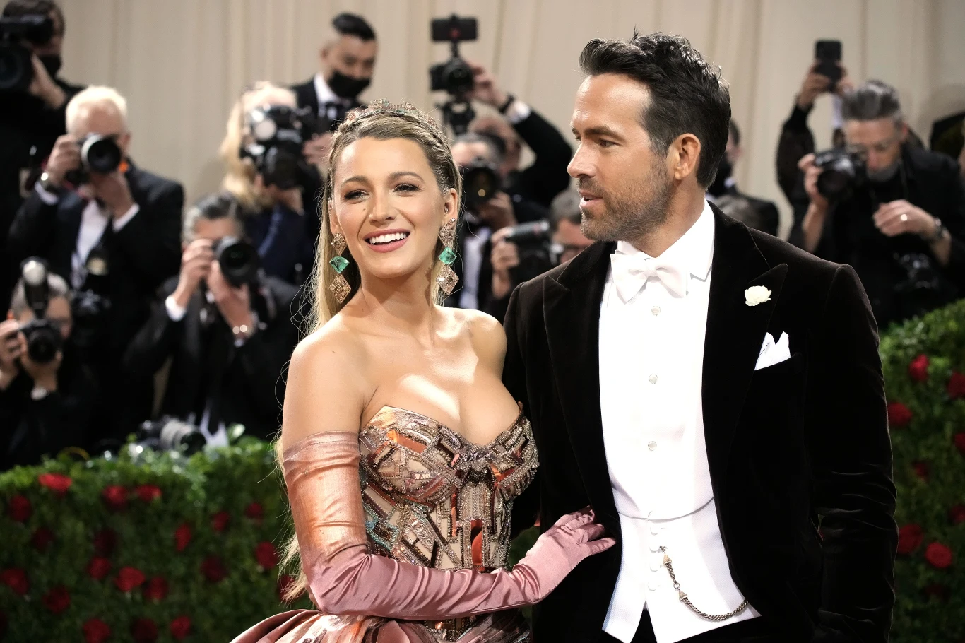 Blake Lively i Ryan Reynolds na Met Gali 202 Blake Lively i Ryan Reynolds na Met Gali 202