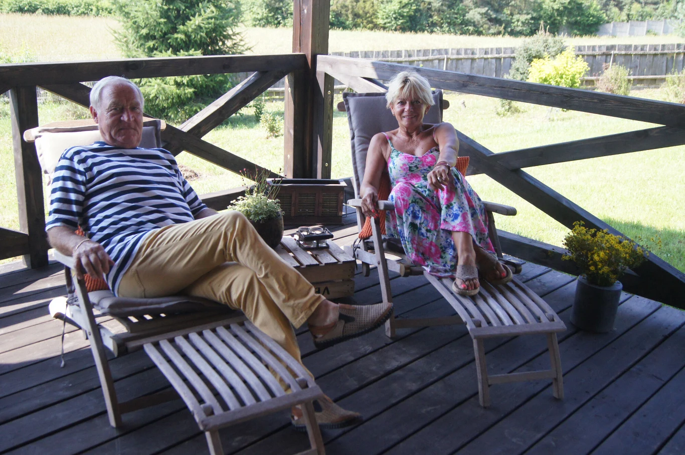 Dom Iwony i Gerarda z "Sanatorium miłości" - taras to miejsce idealne na do odpoczynku w upalny dzień Dom Iwony i Gerarda z "Sanatorium miłości" - taras to miejsce idealne na do odpoczynku w upalny dzień