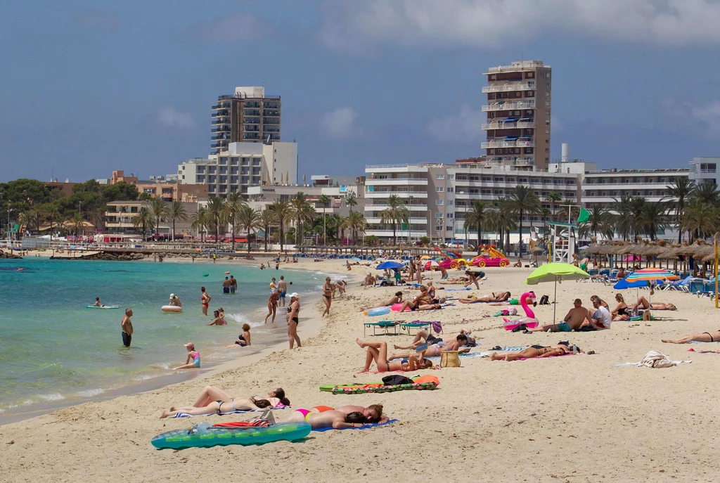 Magaluf jest jednym z najbardziej imprezowych kurortów na Balearach