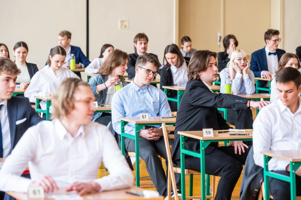 Matura 2022. Egzamin z matematyki już w czwartek, 5 maja Matura 2022. Egzamin z matematyki już w czwartek, 5 maja