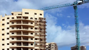 PKP BP opublikowało analizę dotyczącą rynku mieszkalnictwa. Ceny mieszkań mają się ustabilizować, możliwe są obniżki. 