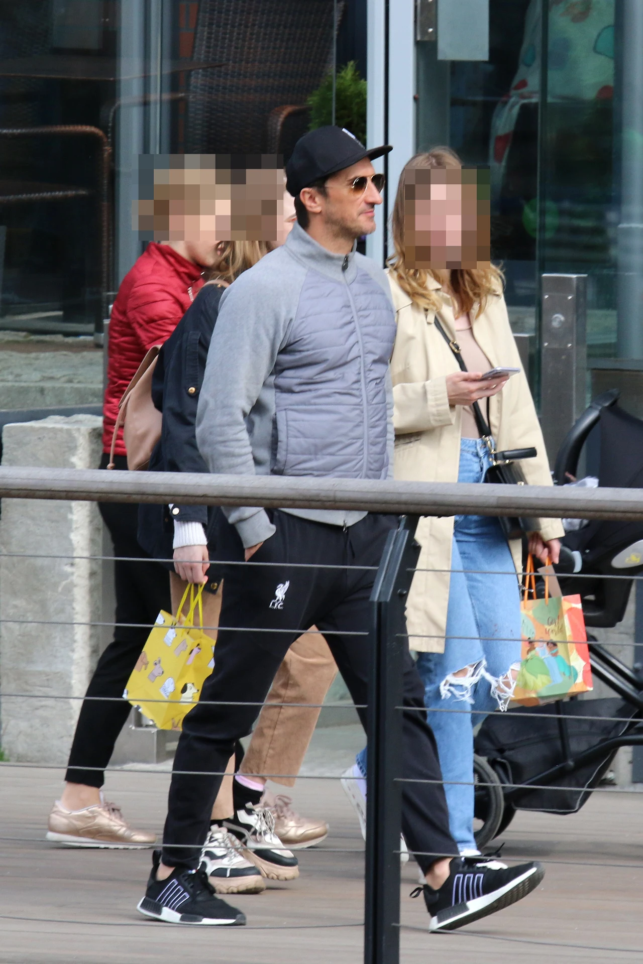 Paulina Krupińska i Sebastian Karpiel-Bułecka z dziećmi Paulina Krupińska i Sebastian Karpiel-Bułecka z dziećmi