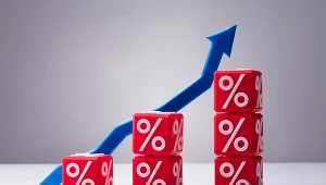 Aktualna stawka WIBOR uzależniona jest od wysokości stóp procentowych. Wpływa ona na wysokość rat kredytów oraz innych produktów bankowych z oprocentowaniem zmiennym