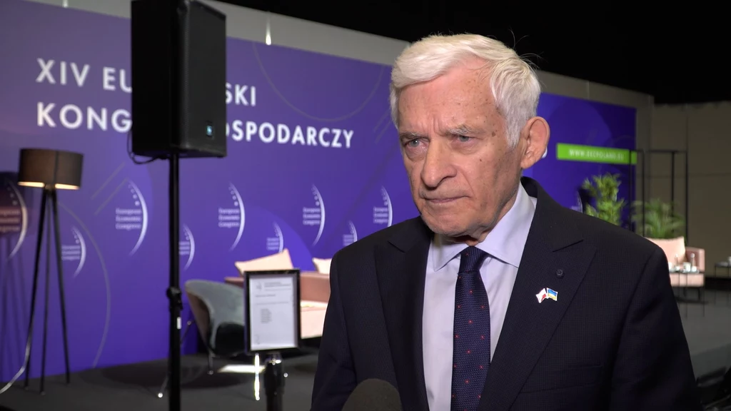 Jerzy Buzek, były premier i przewodniczący PE