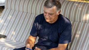 Najtańsze huśtawki ogrodowe. Ile zapłacimy za nie w popularnych sklepach?