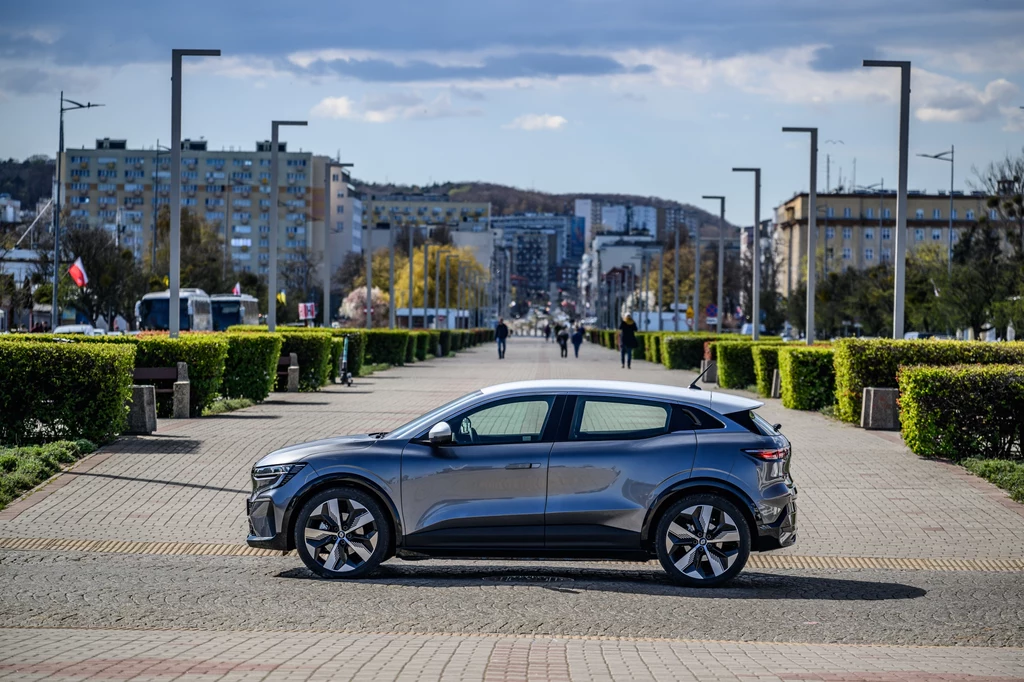 Megane sprawdzałam w mieście i poza nim 