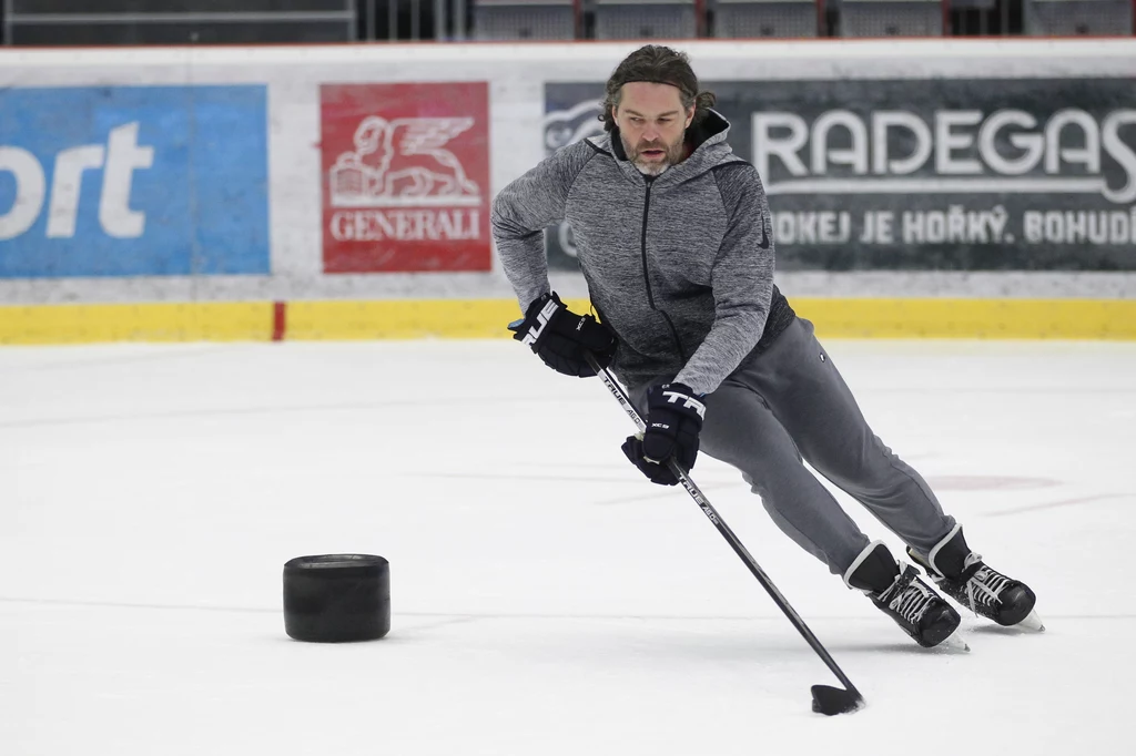 Jaromir Jagr nie zagra w polskiej lidze, ale jego kolega z klubu już tak Jaromir Jagr nie zagra w polskiej lidze, ale jego kolega z klubu już tak