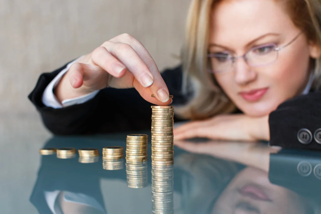 Na koniec kwietnia 2022 r. oficjalne aktywa rezerwowe Polski stopniały do 144 mld euro, a w przeliczeniu na dolary amerykańskie 152,2 mld dolarów – podał Narodowy Bank Polski w piątkowym komunikacie.