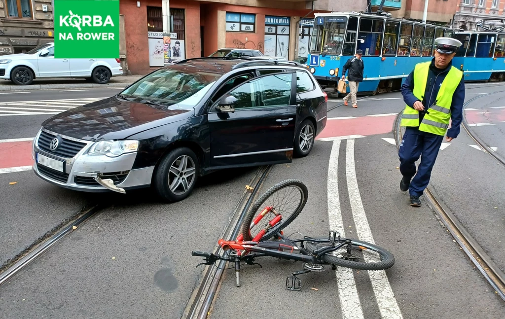 Przepisy określające pierwszeństwo rowerzystów mogą sprawiać problemy. Ważne, aby się z nimi zapoznać, żeby uniknąć wypadków