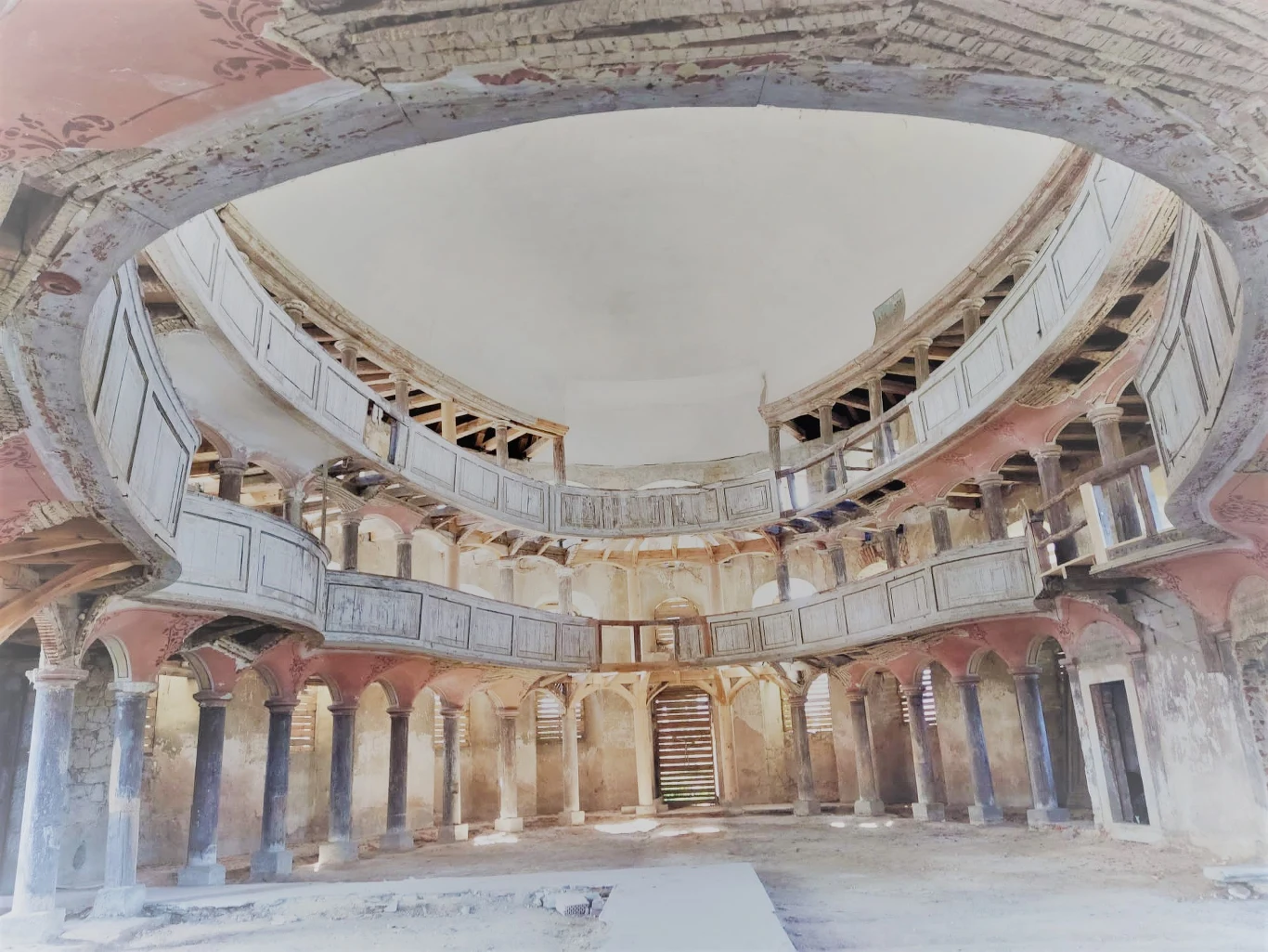 Perła Żeliszowa dziś nosi miano Świątyni Sztuki i Światła