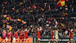 Fajerwerki? Tak! Ale na boisku, nie na trybunach