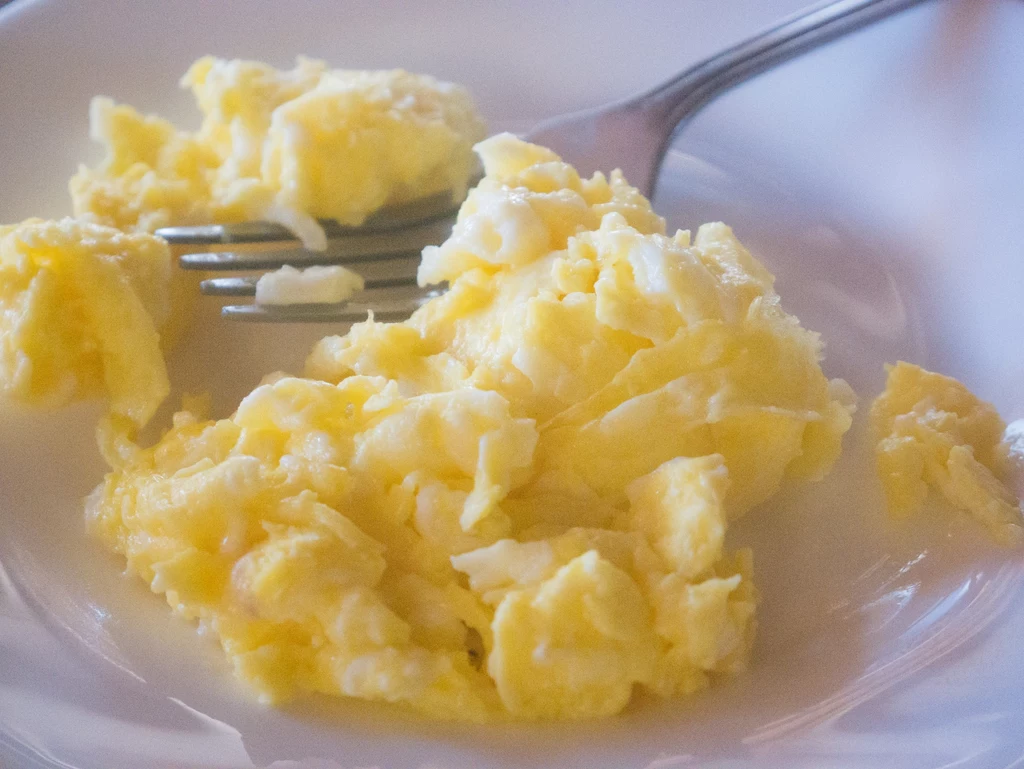 Zdobywca Michelin zdradził przepis na idealną jajecznicę