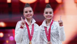 Od lewej: Dina i Arina Awierina