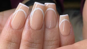 Outline french manicure. Nowy wymiar klasyki