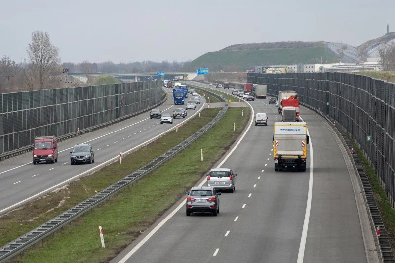 Jazda na słupki to dziś obowiązek