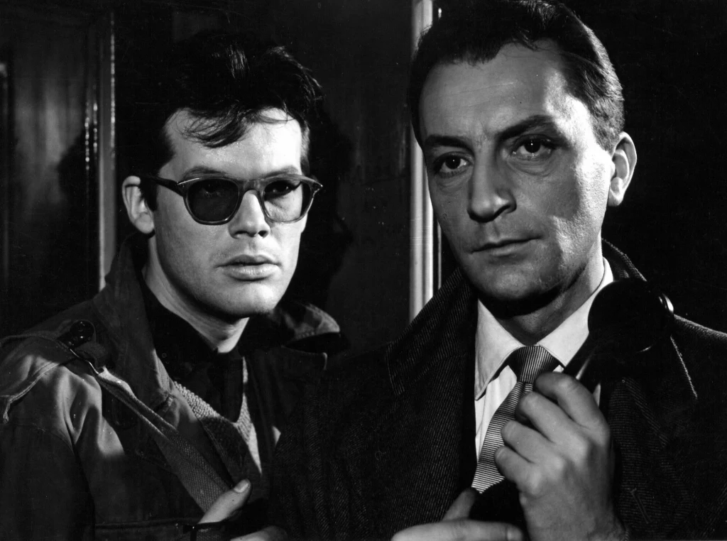 Adam Pawlikowski i Zbigniew Cybulski w filmie "Popiół i diament"