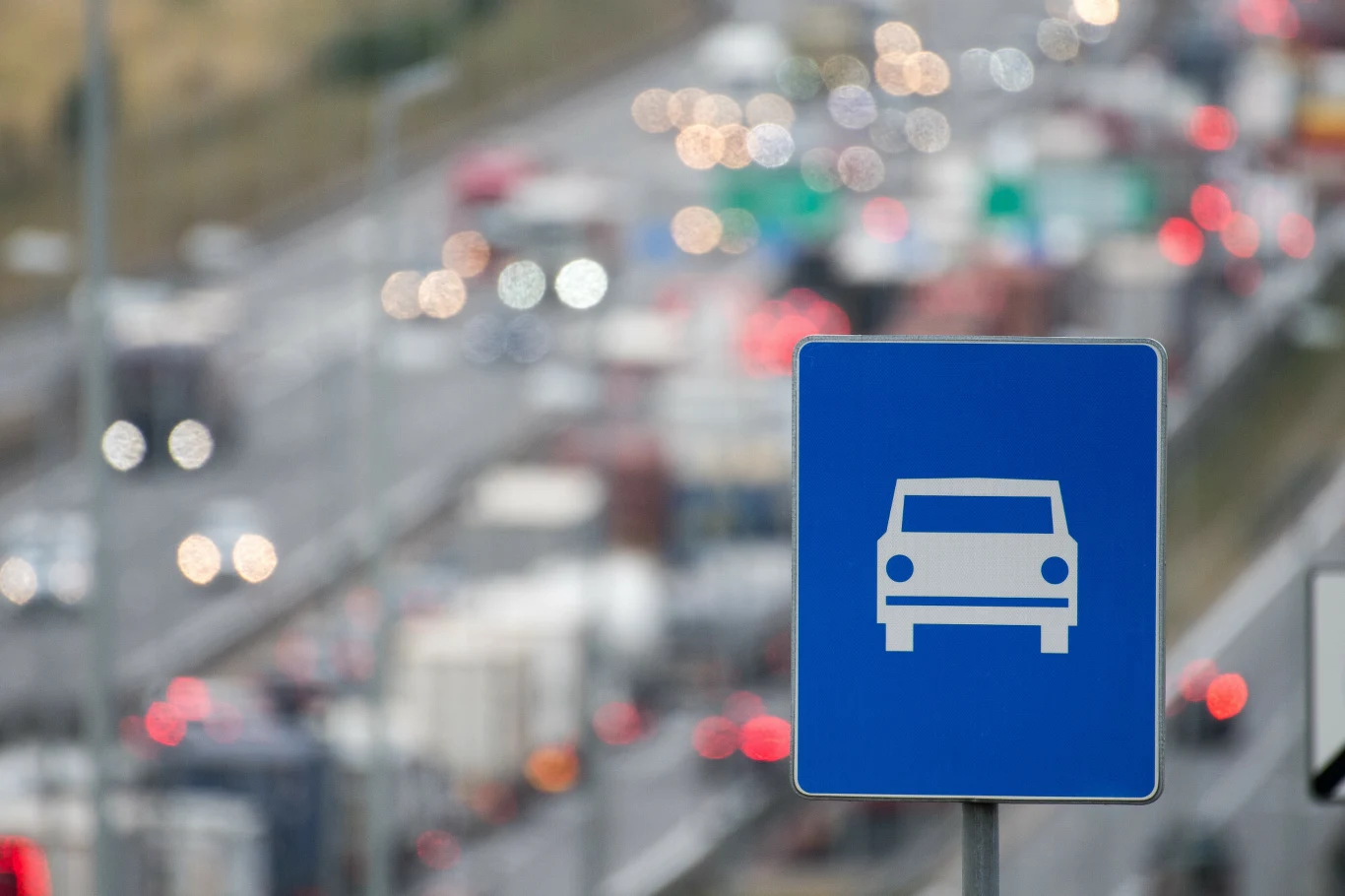 Znak rozpoczęcia drogi ekspresowej 