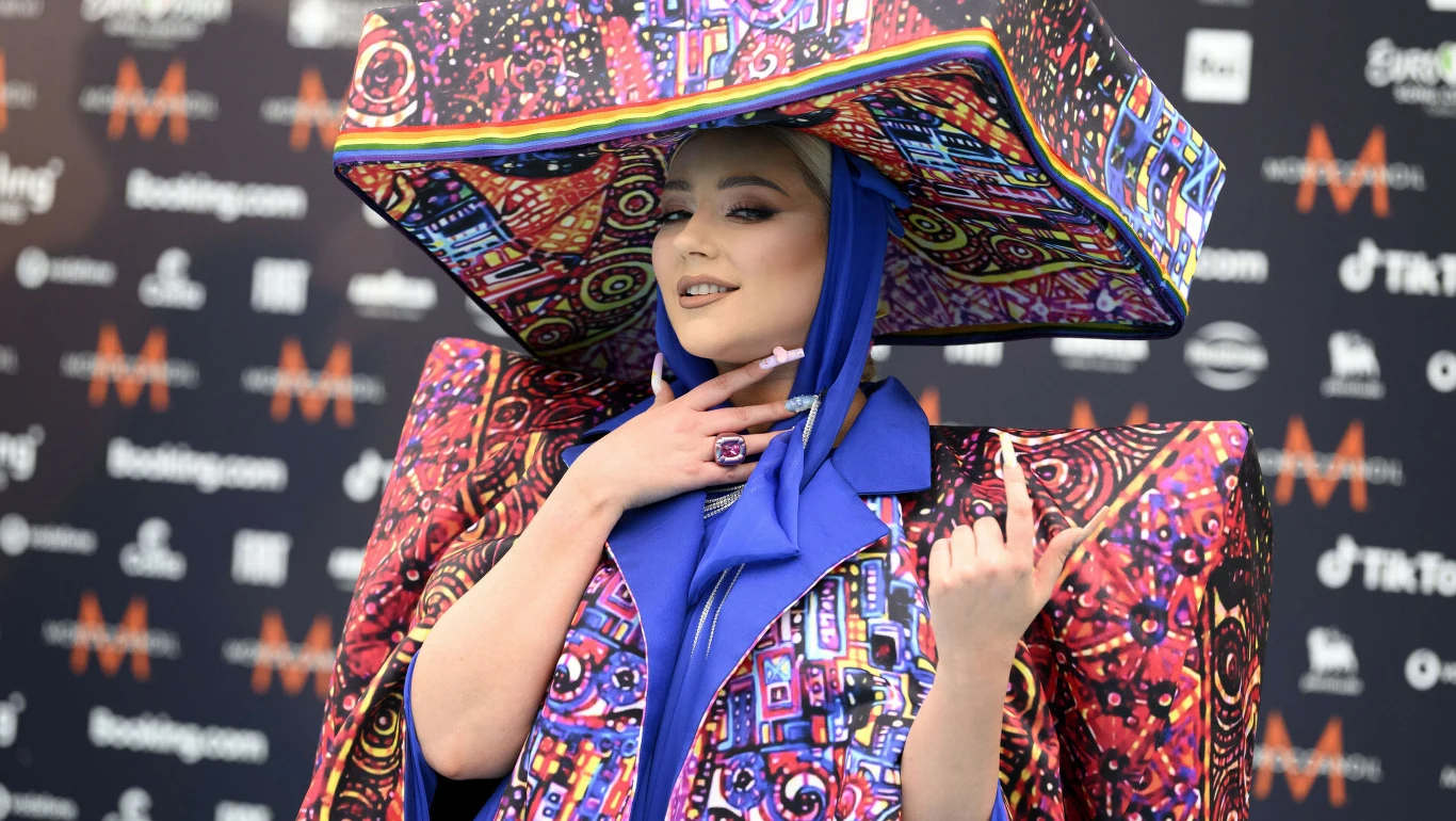 Ronela Hajati podczas inauguracji Eurowizji Ronela Hajati podczas inauguracji Eurowizji