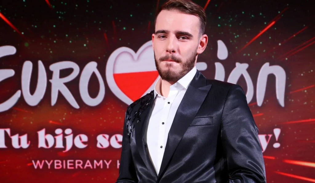 Krystian Ochman jest wysoko w notowaniach buchmacherów na Eurowizję 2022