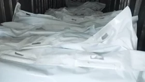 Ciała rosyjskich żołnierzy w wagonach kolejowych pod Kijowem