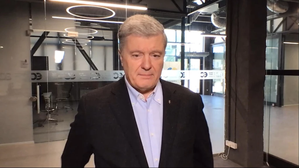- Putin zachowuje się jak osoba, która zwariowała - powiedział były prezydent Ukrainy Petro Poroszenko w wywiadzie dla Polsat News - Putin zachowuje się jak osoba, która zwariowała - powiedział były prezydent Ukrainy Petro Poroszenko w wywiadzie dla Polsat News