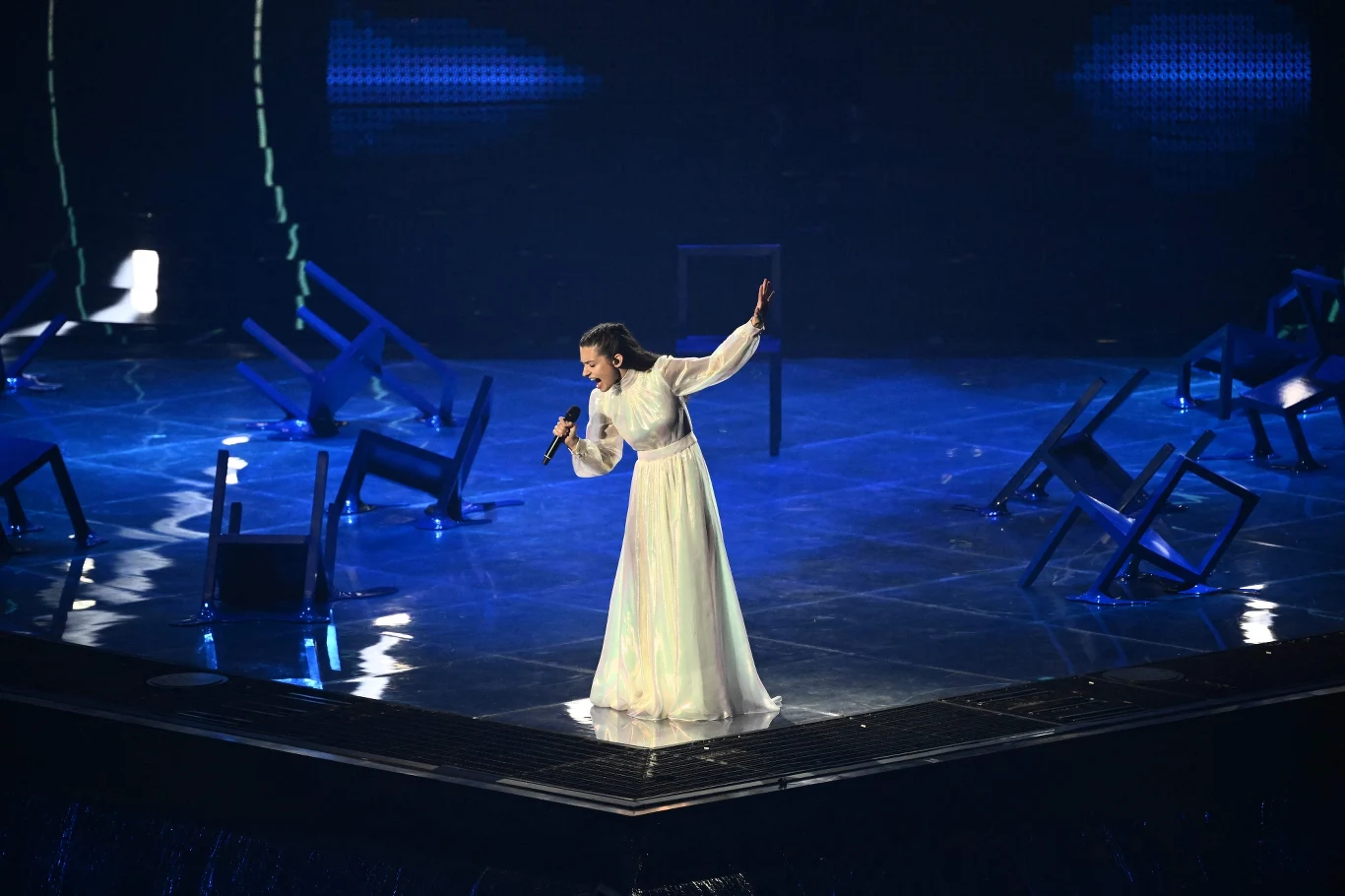 Amanda Georgiadi Tenfjord także jest wysoko w stawce fanów Eurowizji. Reprezentantka Grecji zaprezentowała balladę "Die Together" i pewnie przeszła do finału.