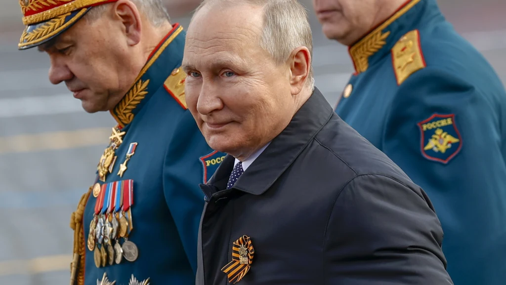 Władimir Putin i Siergiej Szojgu