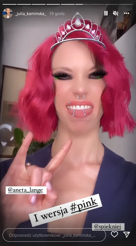 A może powinna wybrać fryzurę "na Wiśniewskiego"? Foto IG: _julia_kaminska_/ A może powinna wybrać fryzurę "na Wiśniewskiego"? Foto IG: _julia_kaminska_/
