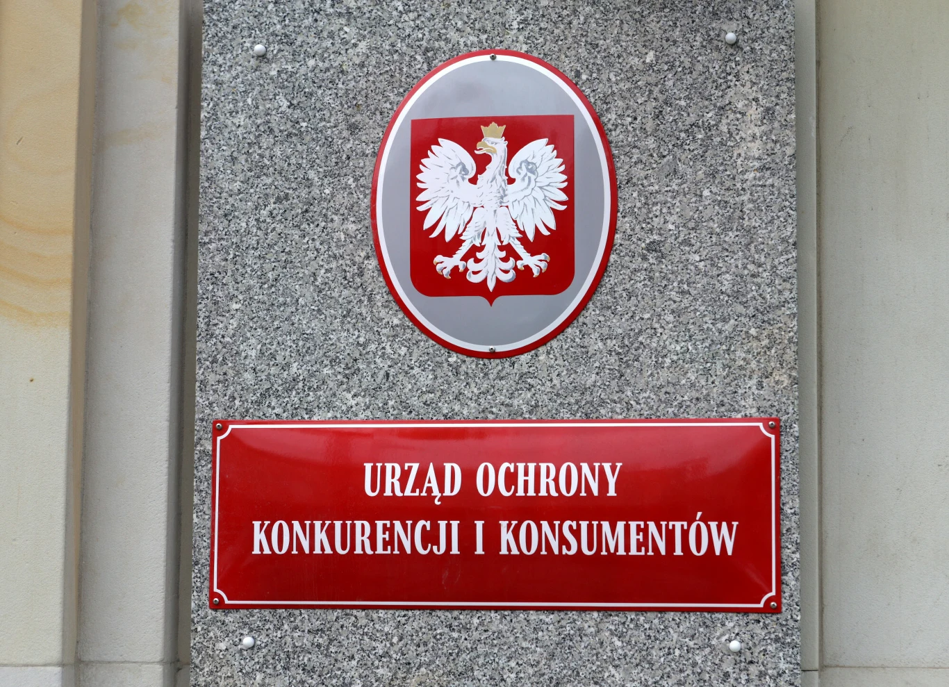 UOKiK sprawdza polskie banki. Chodzi o umowy kredytowe. Zdj. ilustracyjne UOKiK sprawdza polskie banki. Chodzi o umowy kredytowe. Zdj. ilustracyjne