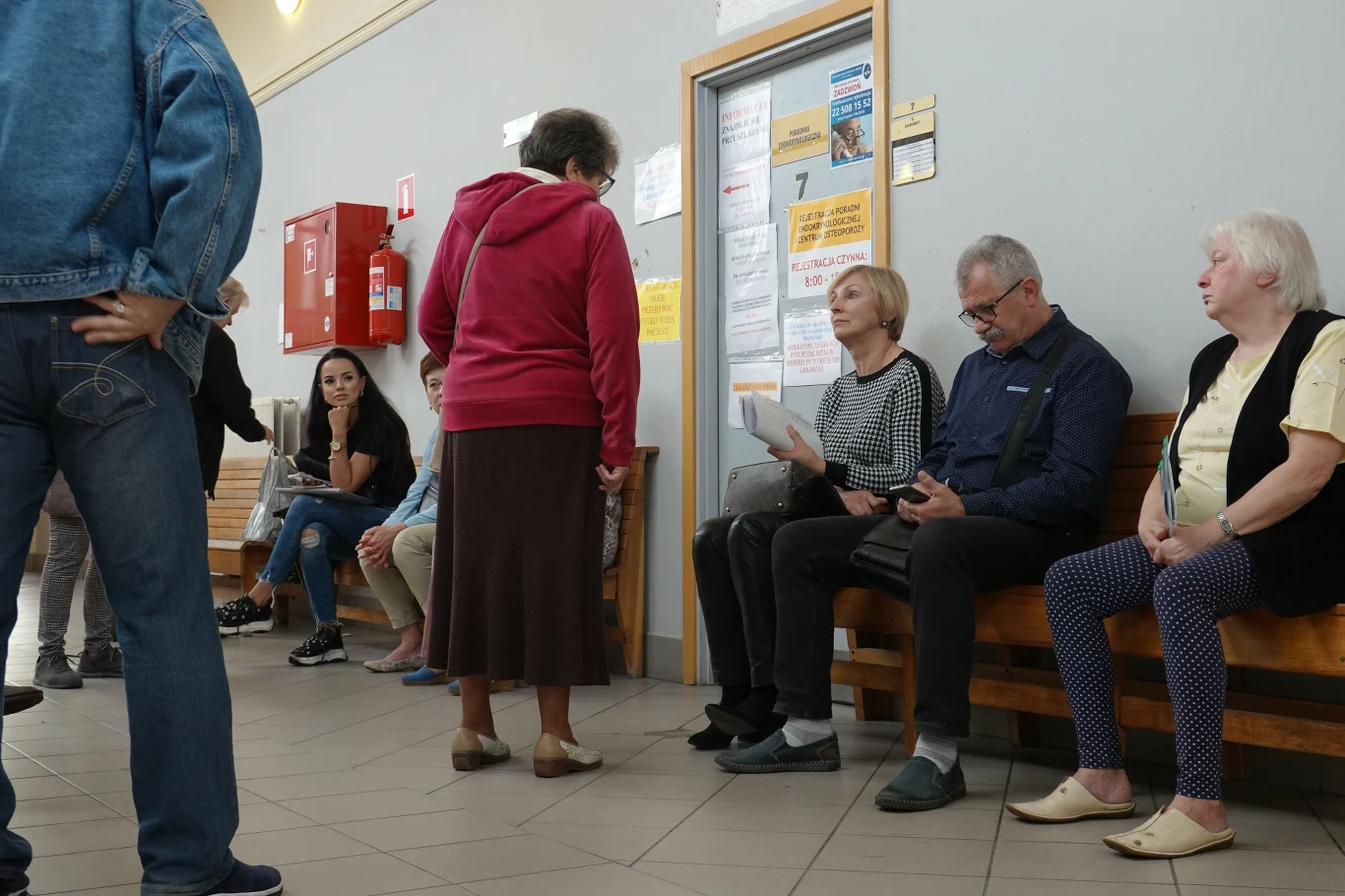 Przychodnie nie pracują w niedziele i święta, jednak po pomoc można udać się do nocnej i świątecznej opieki zdrowotnej Przychodnie nie pracują w niedziele i święta, jednak po pomoc można udać się do nocnej i świątecznej opieki zdrowotnej