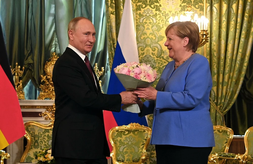 Władimir Putin i Angela Merkel w 2021 roku Władimir Putin i Angela Merkel w 2021 roku