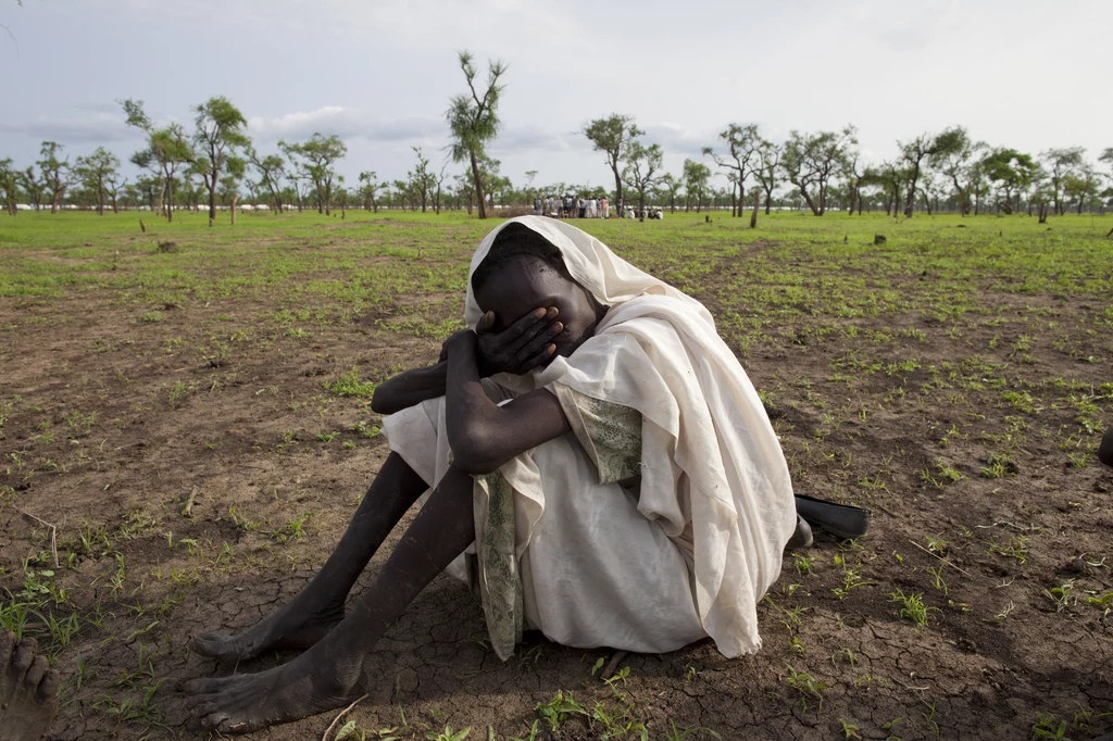 Sudan Południowy nadal zmaga się z kryzysem humanitarnym i żywnościowym. Sytuację pogarszają zmiany klimatyczne, z powodu których kraj regularnie nawiedzają gwałtowne powodzie