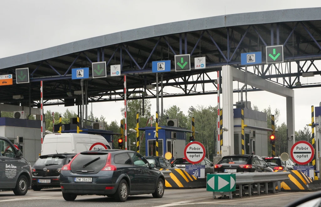 Przejazd i tak rekordowo drogą i ciągle remontowaną autostradą A4 między Krakowem i Katowicami będzie droższy