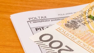 Jest obniżka dolnej stawki PIT z 17 do 12 proc.