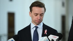 Konfederacja traci poparcie od początku wojny w Ukrainie. Na zdjęciu Krzysztof Bosak