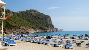 Na wakacje za granicę. Jest drogo, ale często taniej niż w Polsce