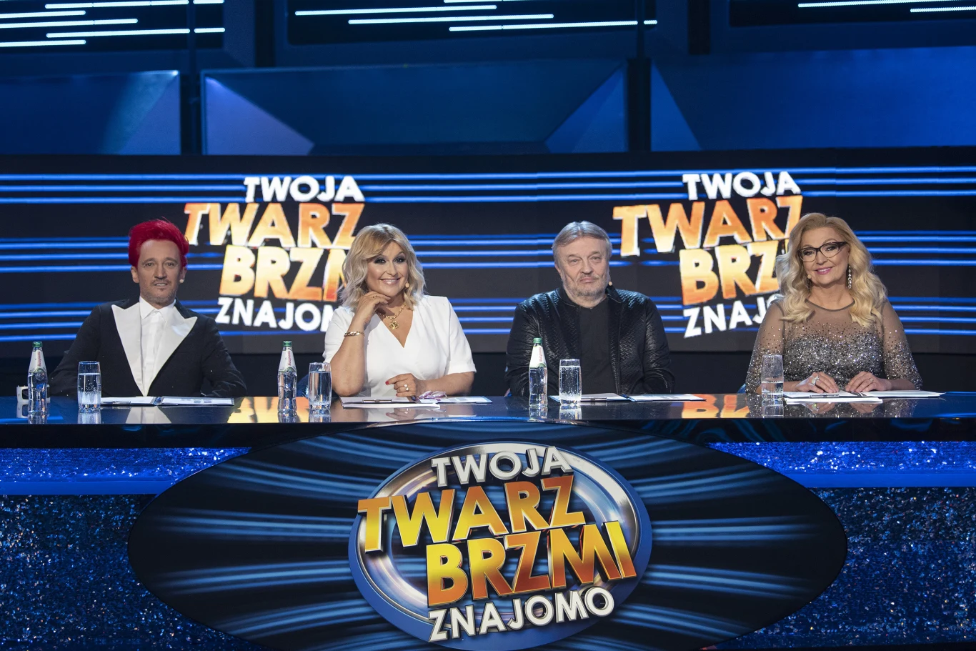 Jury programu "Twoja Twarz Brzmi Znajomo": Michał Wiśniewski, Katarzyna Skrzynecka, Krzysztof Cugowski i Małgorzata Walewska Jury programu "Twoja Twarz Brzmi Znajomo": Michał Wiśniewski, Katarzyna Skrzynecka, Krzysztof Cugowski i Małgorzata Walewska