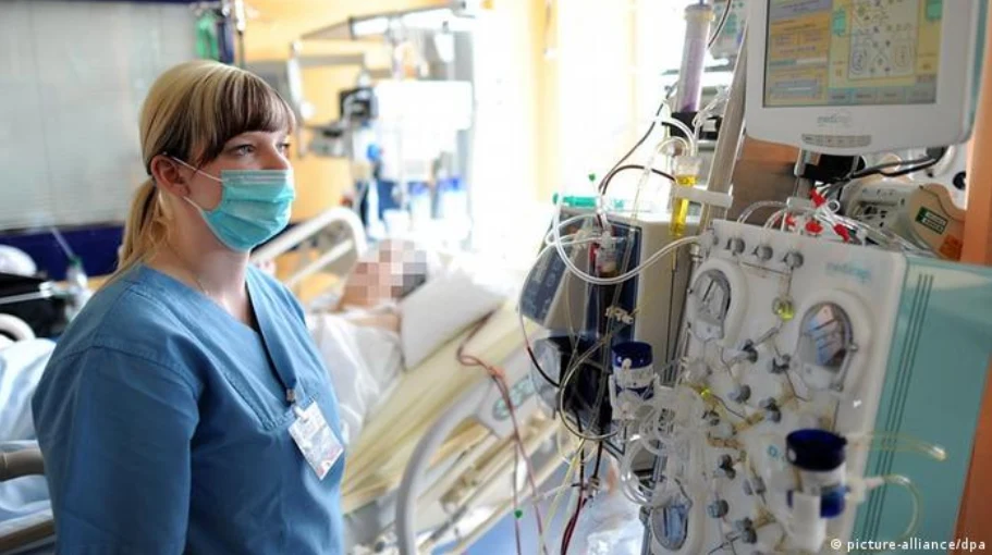 Niedobór wykwalifikowanych pracowników jest widoczny szczególnie w obszarze zdrowia i opieki