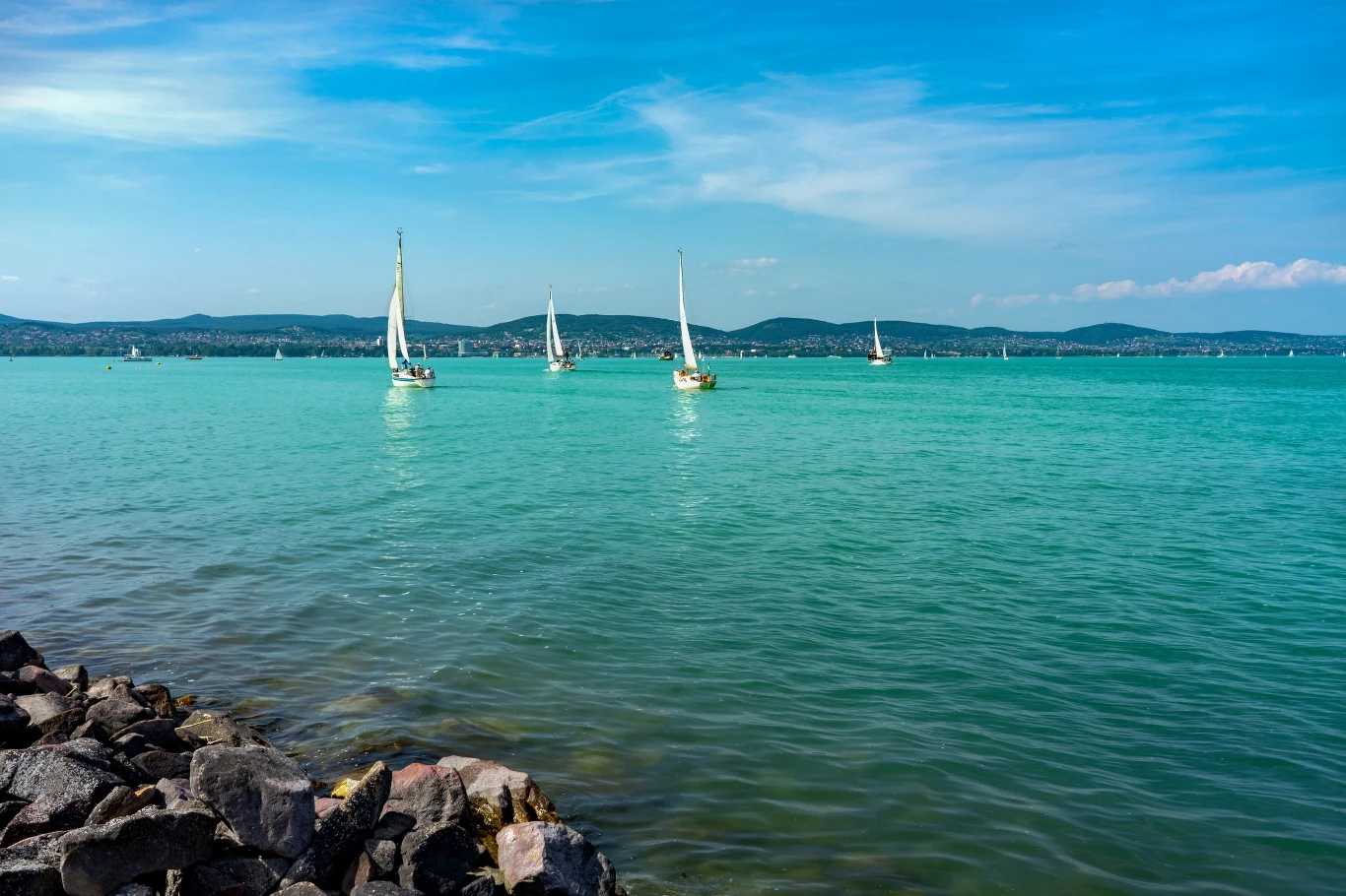 Balaton to miejsca rozrywkowe... Balaton to miejsca rozrywkowe...