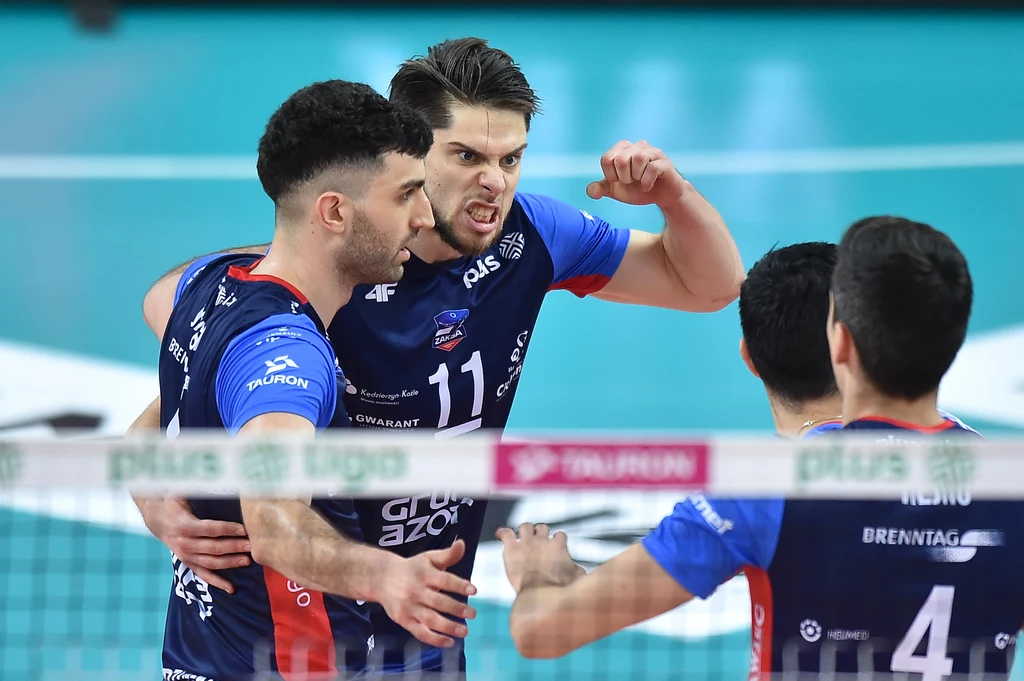 Grupa Azoty ZAKSA Kędzierzyn-Koźle zdobyła mistrzostwo Polski po raz dziewiąty Grupa Azoty ZAKSA Kędzierzyn-Koźle zdobyła mistrzostwo Polski po raz dziewiąty
