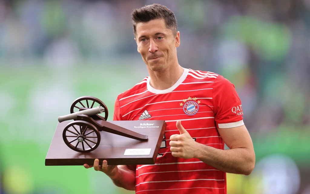 Robert Lewandowski z siódmą w karierze nagrodą dla króla strzelców Bundesligi Robert Lewandowski z siódmą w karierze nagrodą dla króla strzelców Bundesligi