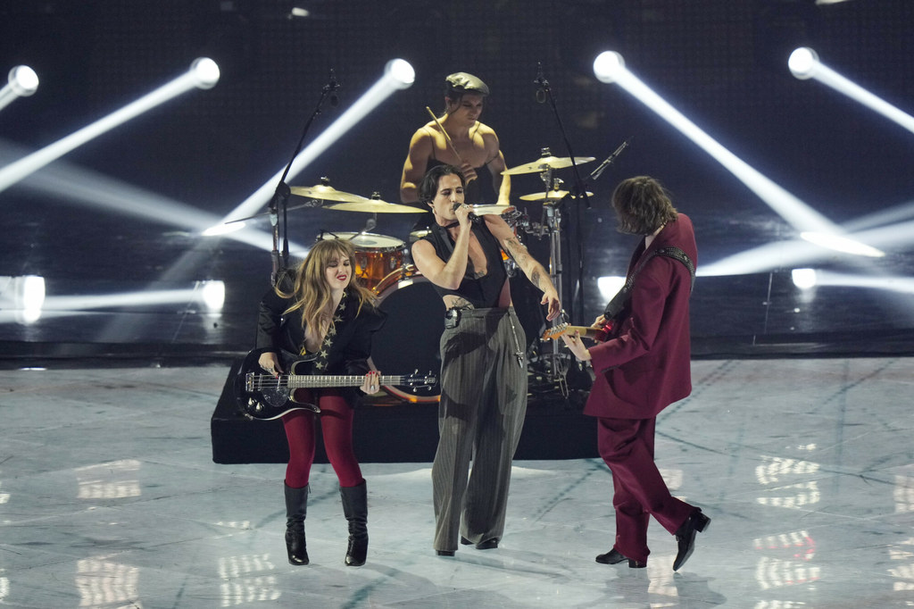 Maneskin podczas finału Eurowizji 2022